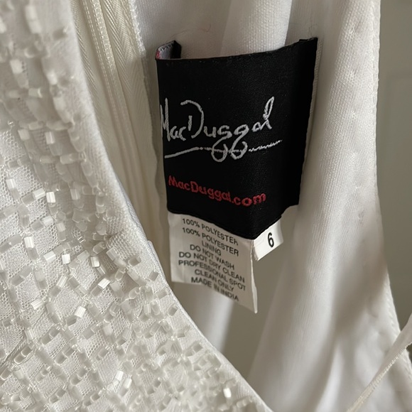 Mac Duggal
Beaded Halter Neck Sleeveless Sheath Midi Dress - Picture 7 of 12